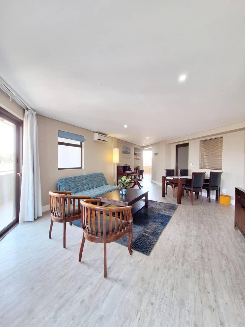Camere Da Letto- Hotel-On-The Beach Self Catering Свакопмунд Экстерьер фото